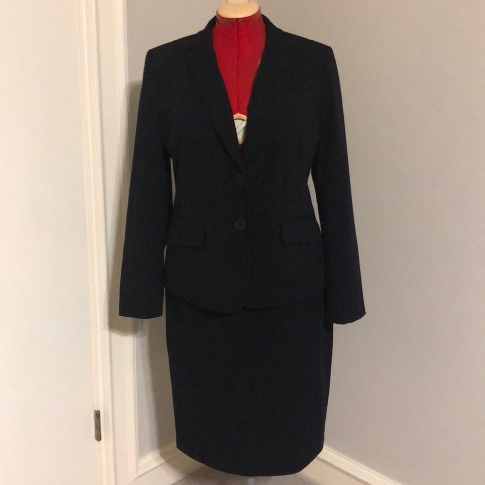 {Liz Claiborne} black skirt suit